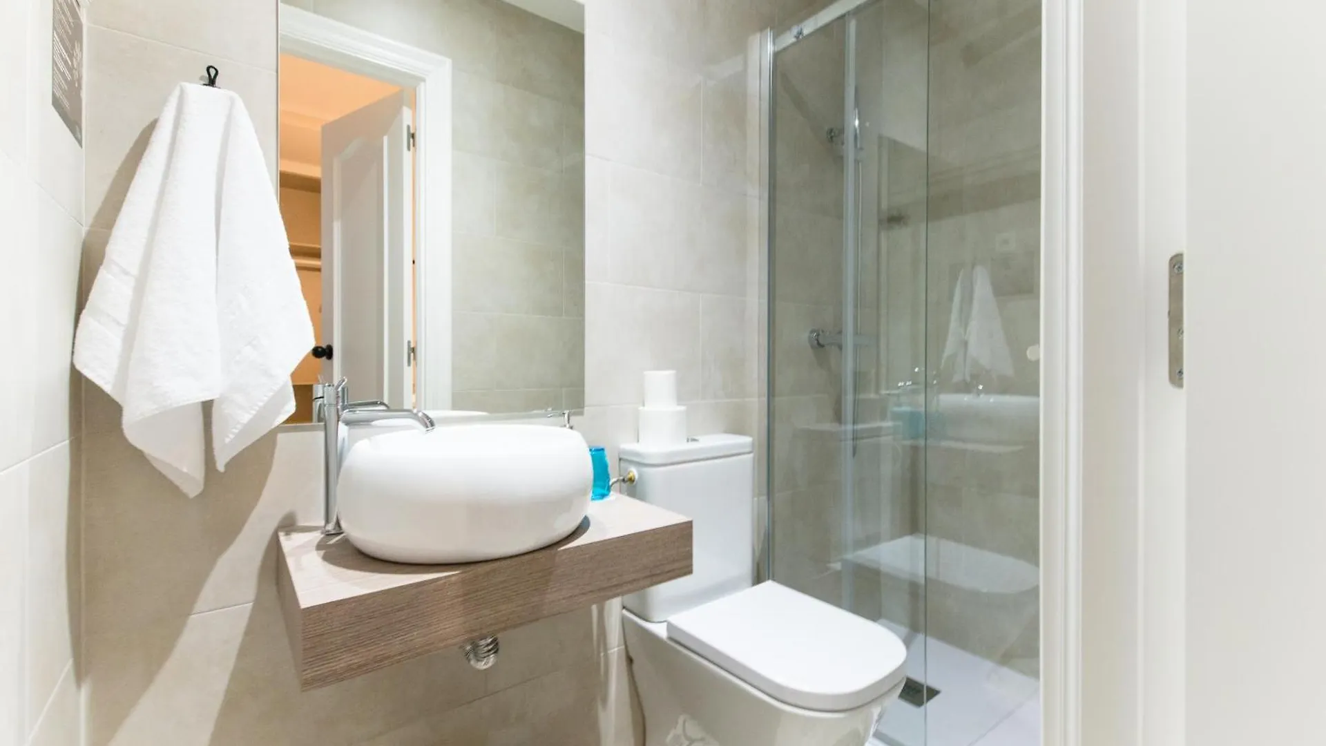 7 Kale Bed&Breakfast Bilbao Bed & Breakfast